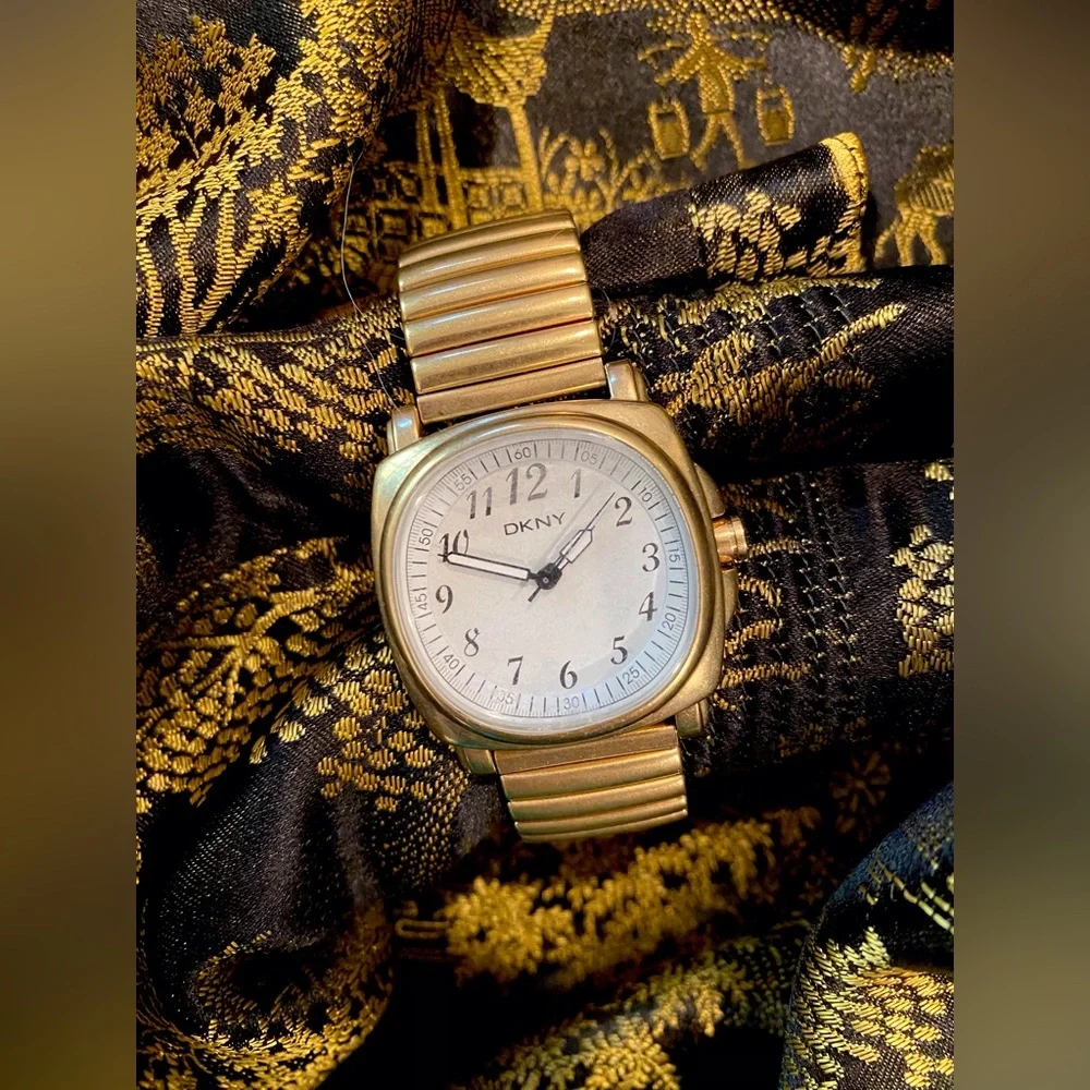 DKNY vintage women’s gold link watch